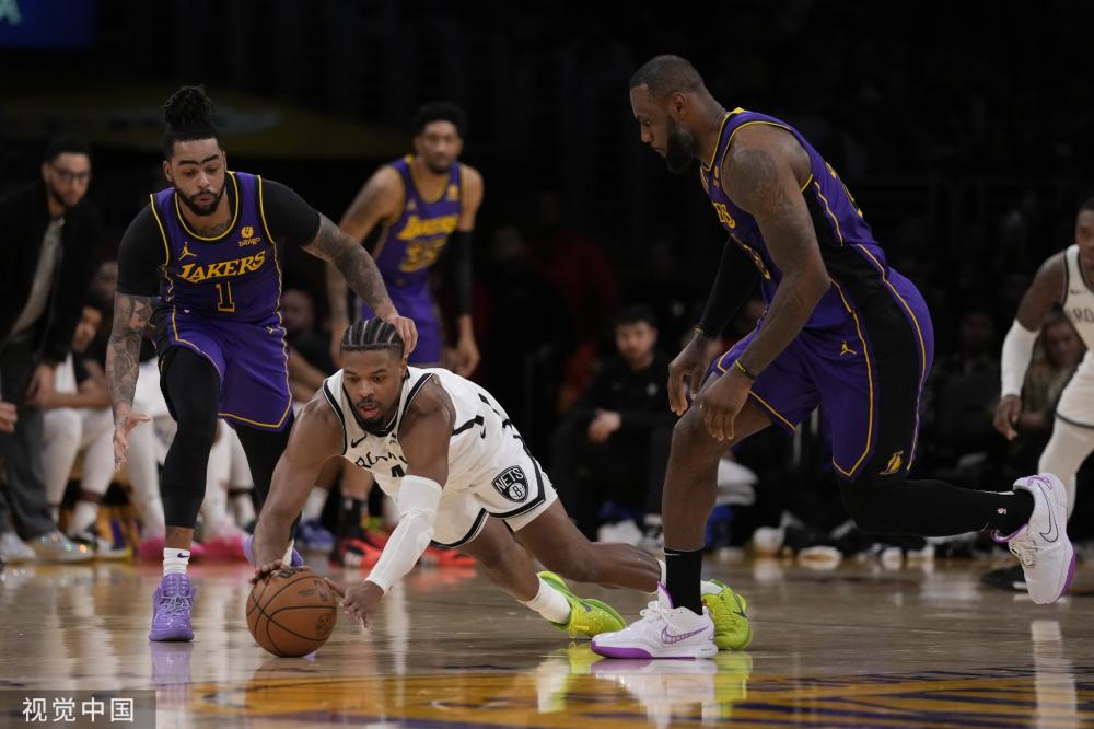 根据国际足 根据国际足